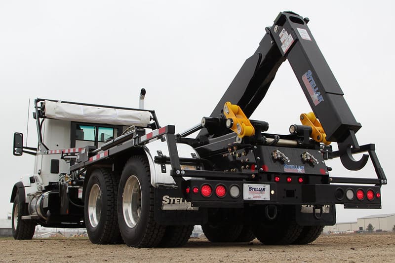 Hooklift, Roll-Off & Container Trucks
